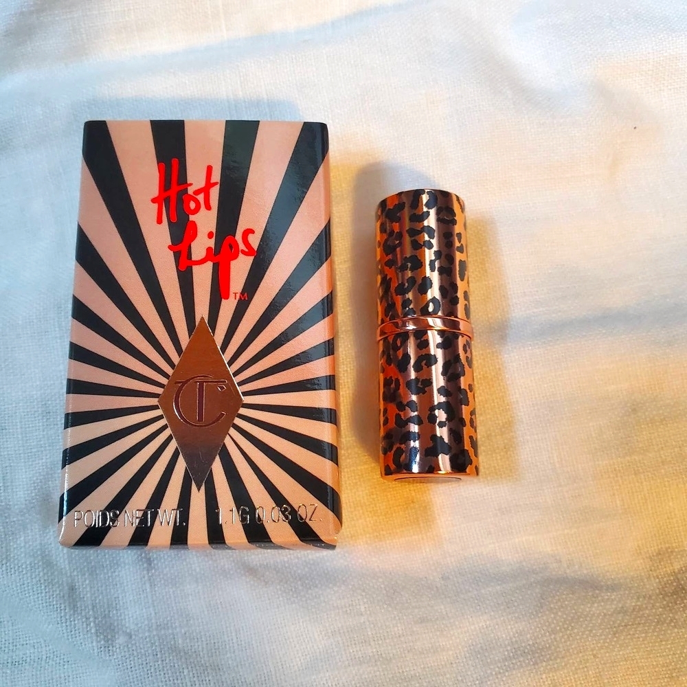 Charlotte Tilbury Hot Lips mini Viva La Vergara